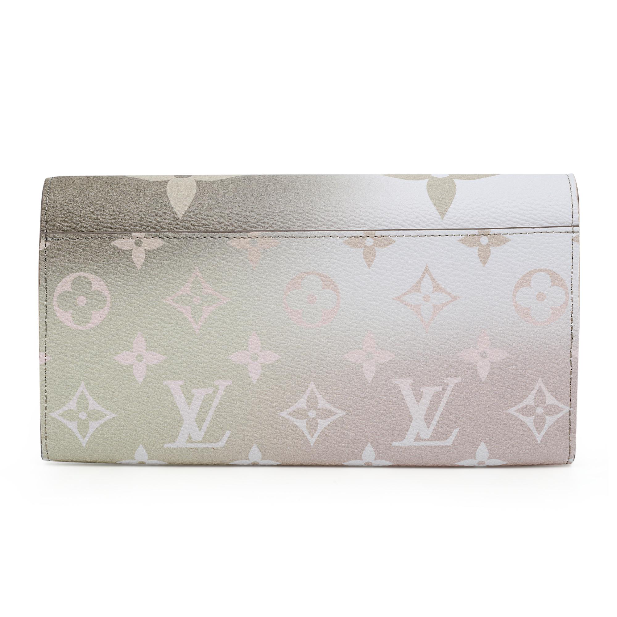 Louis Vuitton Sarah Sunset Kaki Leather Ladies Wallet M81276 In New Condition For Sale In New York, NY