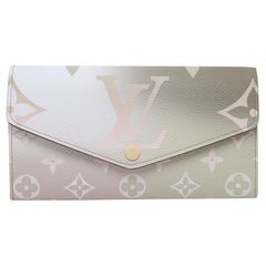 Louis Vuitton Sarah Sunset Kaki Leather Ladies Wallet M81276