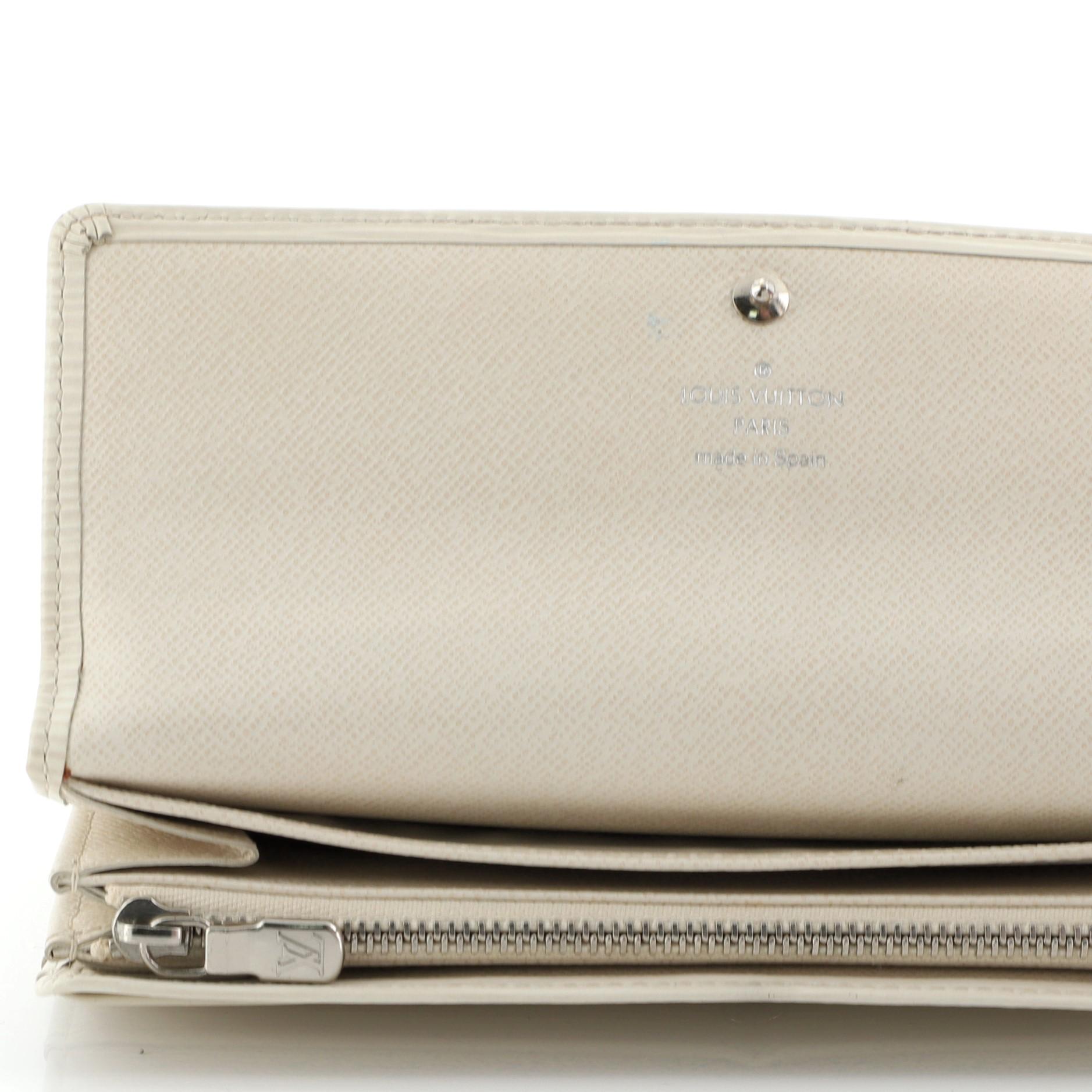 Louis Vuitton Sarah Wallet Epi Leather 3