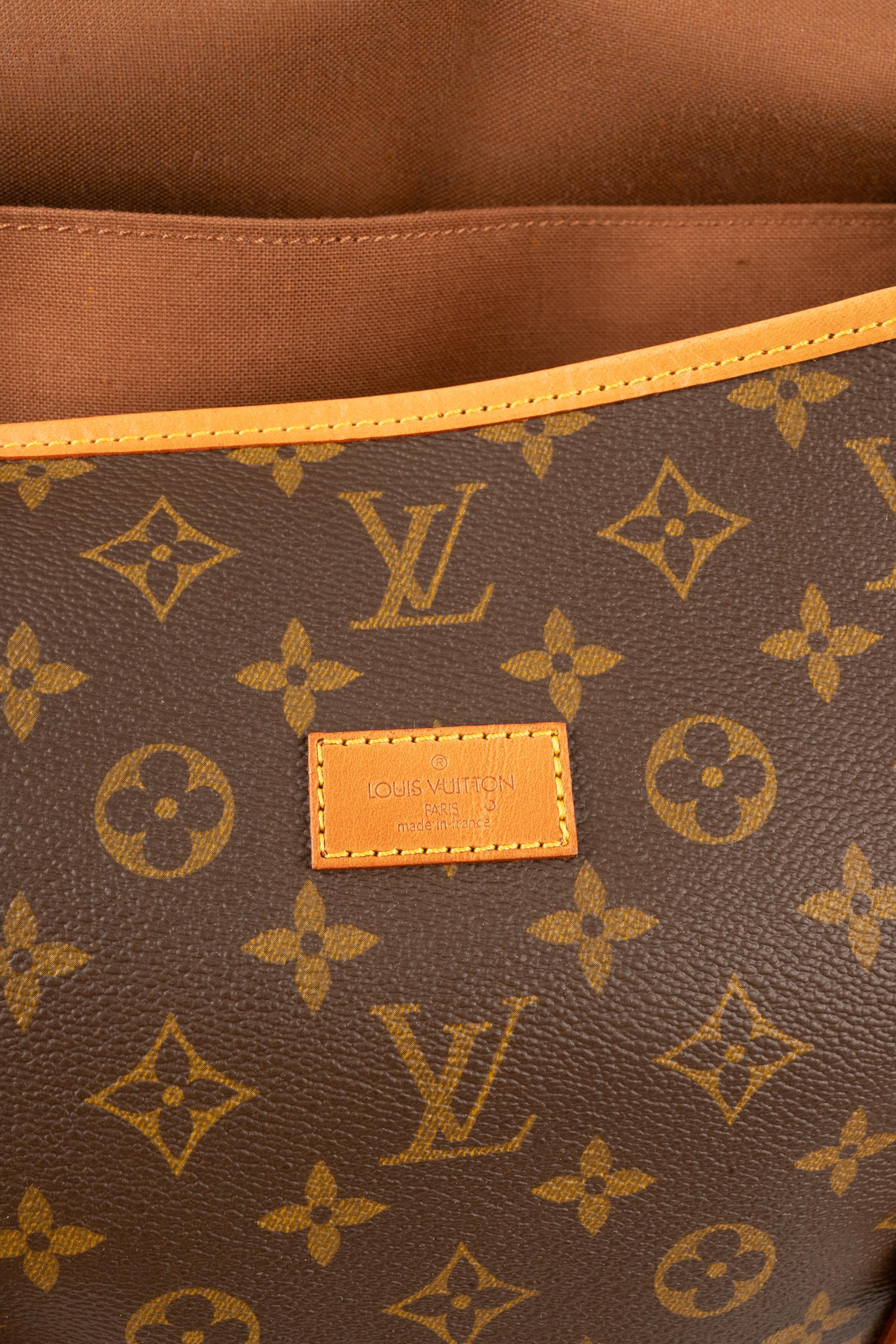 Louis Vuitton 'Saumur' bag 1996 9