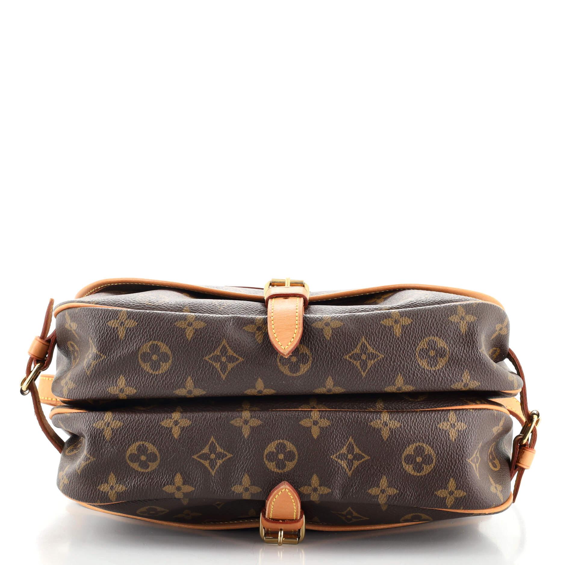 Louis Vuitton Saumur Handtasche Monogramm Segeltuch 30 im Zustand „Gut“ in NY, NY