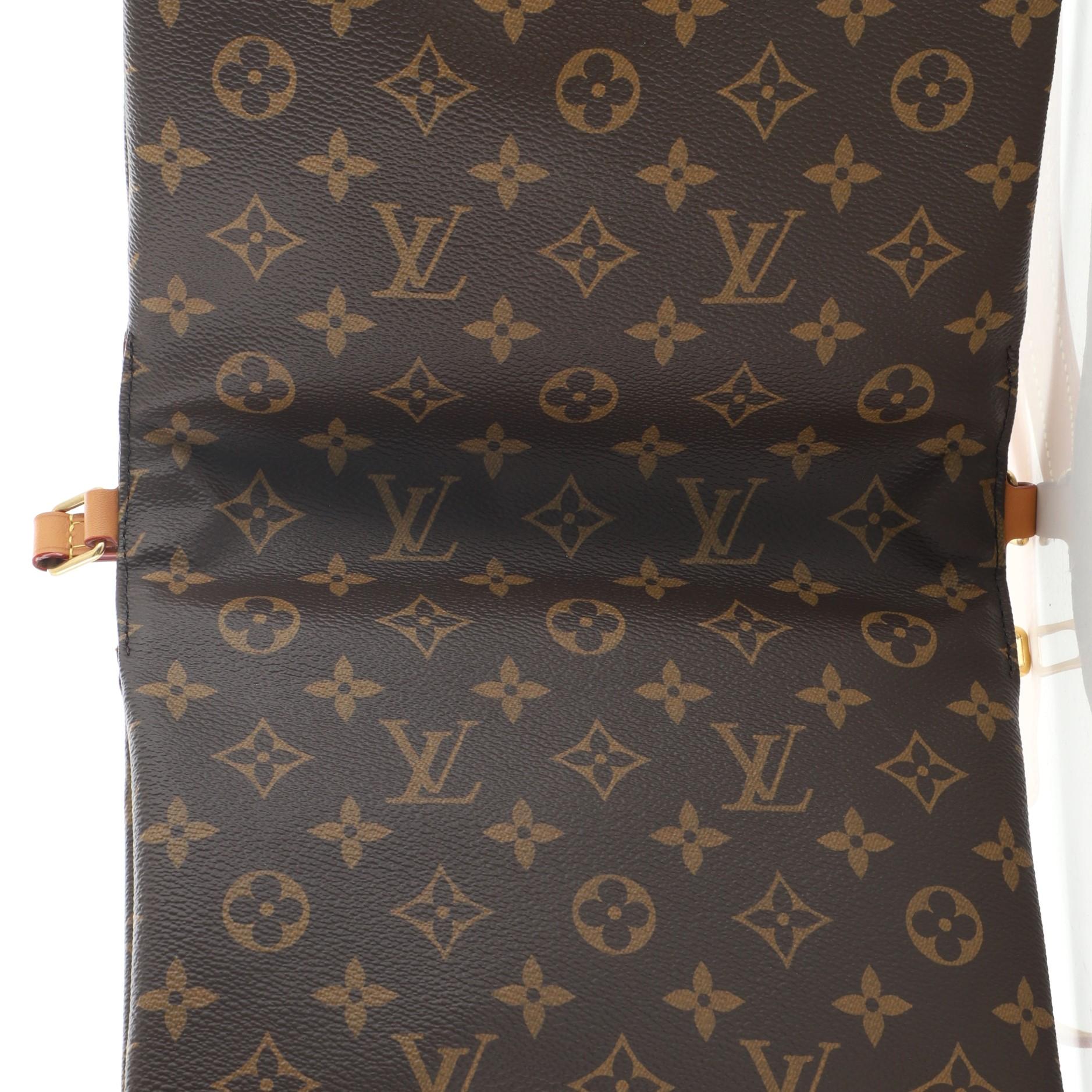 Women's or Men's Louis Vuitton Saumur Messenger Bag Monogram Canvas PM