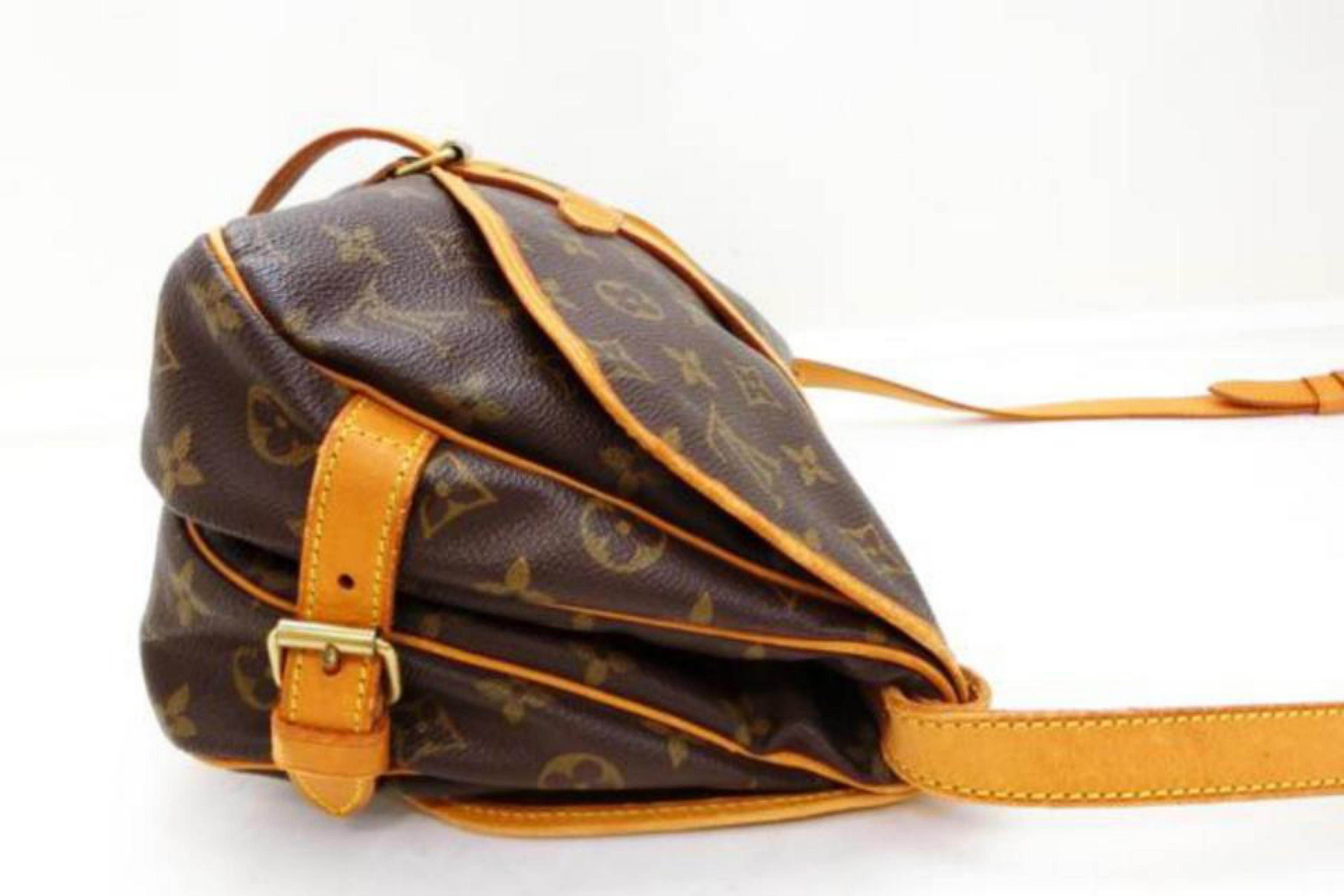 Louis Vuitton Saumur Monogram 30 221919 Brown Coated Canvas Messenger Bag For Sale 3