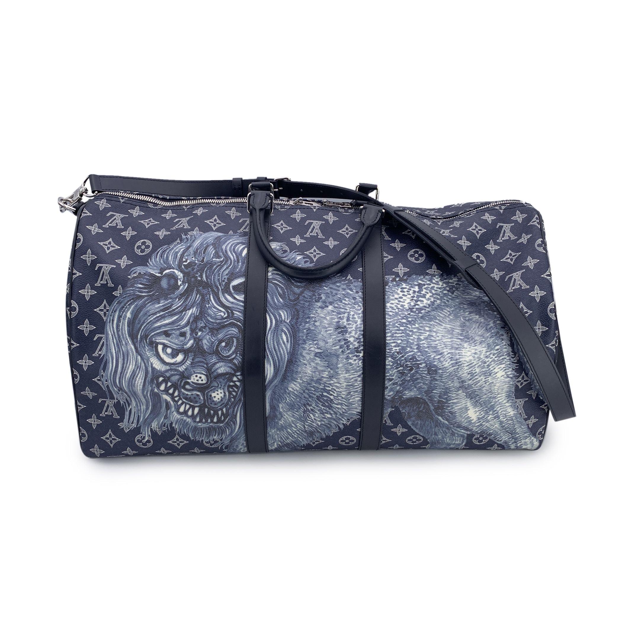 Louis Vuitton Savane Monogram Lion Chapman Keepall Bandouliere 55 Bag In Excellent Condition For Sale In Rome, Rome
