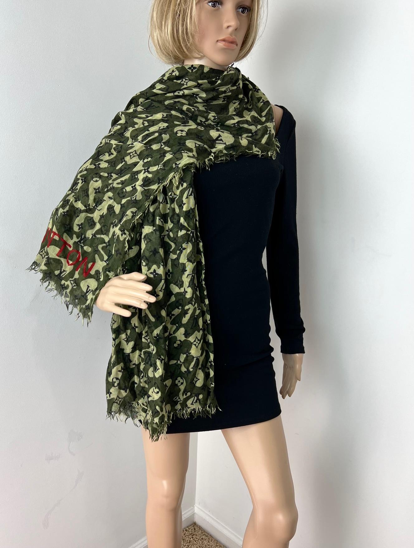 LOUIS VUITTON Scarf Green TAKASHI MURAKAMI Monogramouflage Shawl Stole For Sale 4