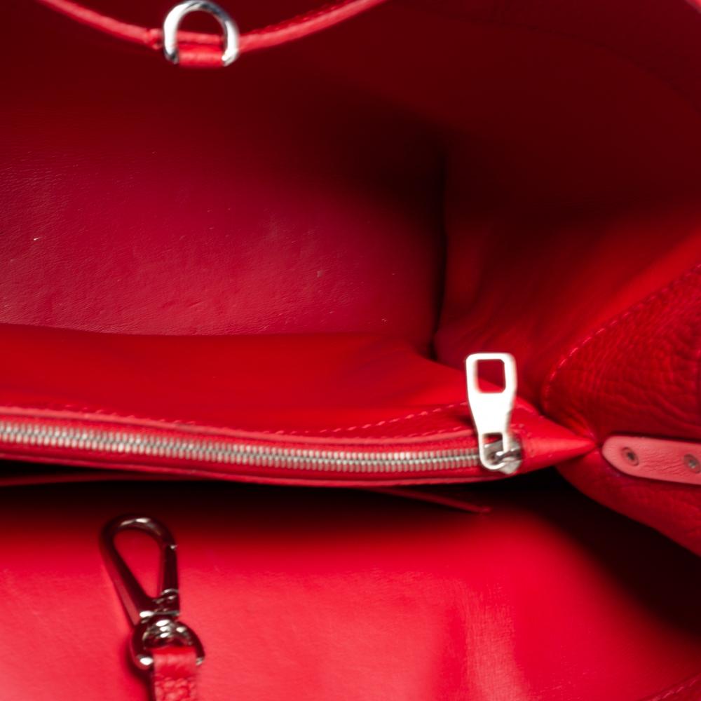 Louis Vuitton Scarlett Taurillon Leather Capucines MM Bag 5