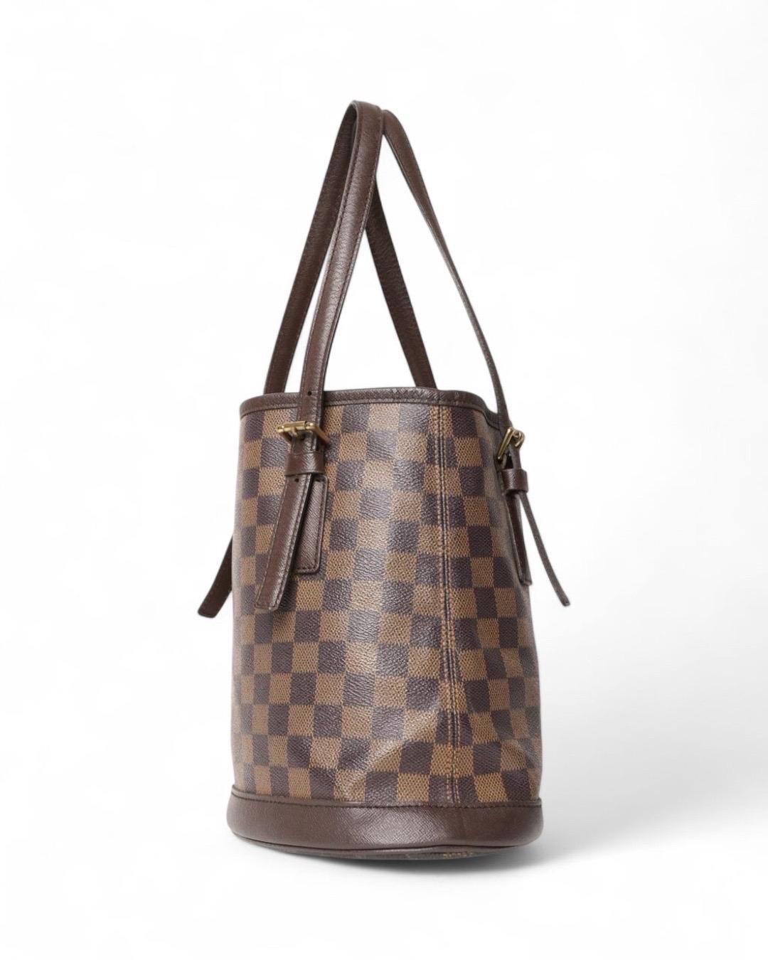 Louis Vuitton Secchiello Marais PM Damier Ebene en vente 6