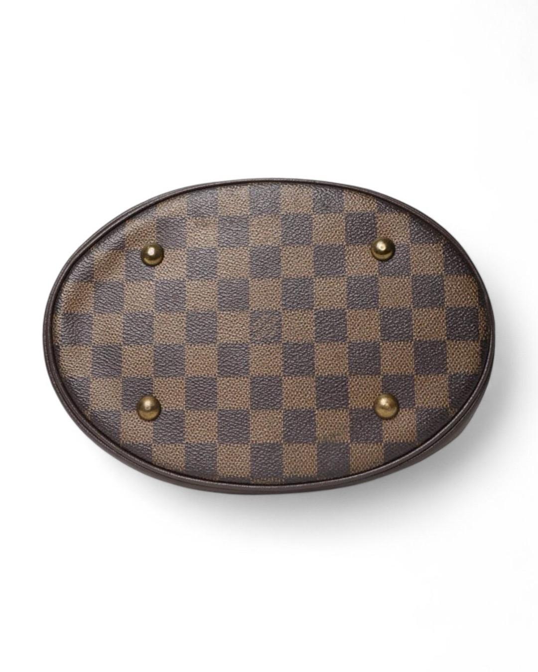 Louis Vuitton Secchiello Marais PM Damier Ebene Bon état - En vente à Torre Del Greco, IT