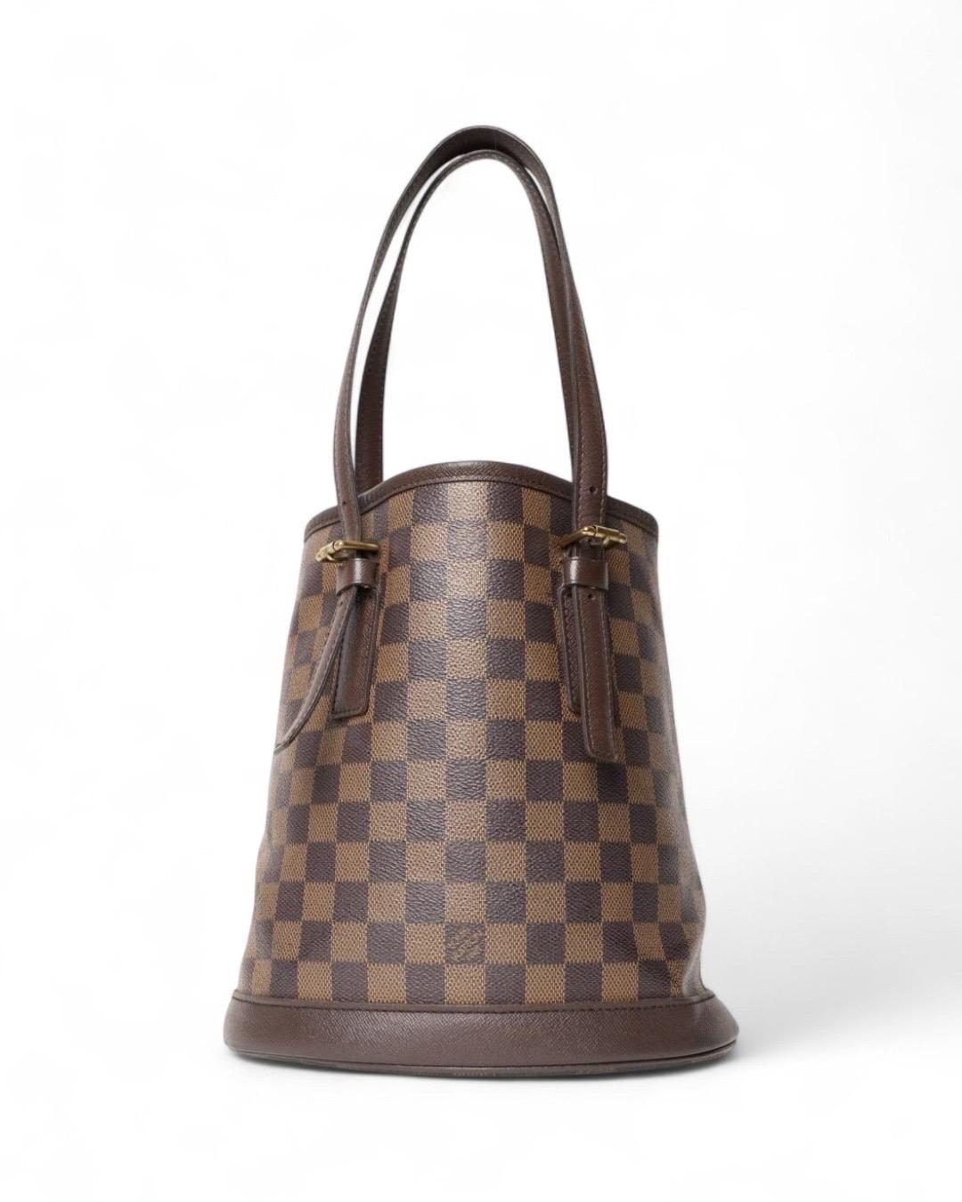 Louis Vuitton Secchiello Marais PM Damier Ebene en vente 2