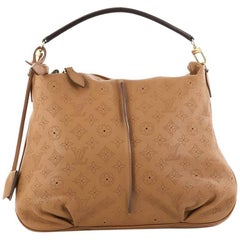 Louis Vuitton Selene Handtasche aus Mahina-Leder PM