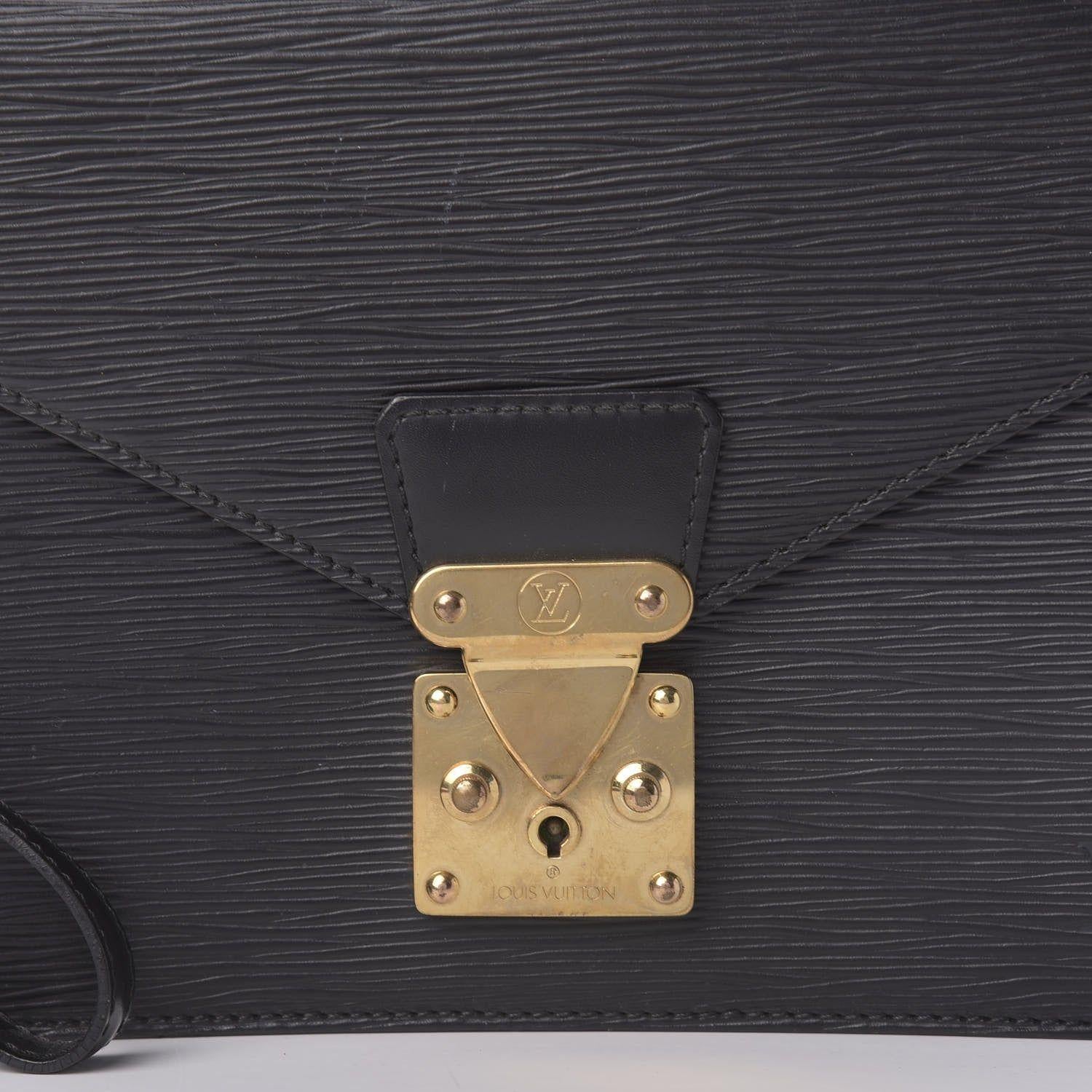 Sellier Dragonne Clutch aus schwarzem Epi-Leder von Louis Vuitton im Angebot 1