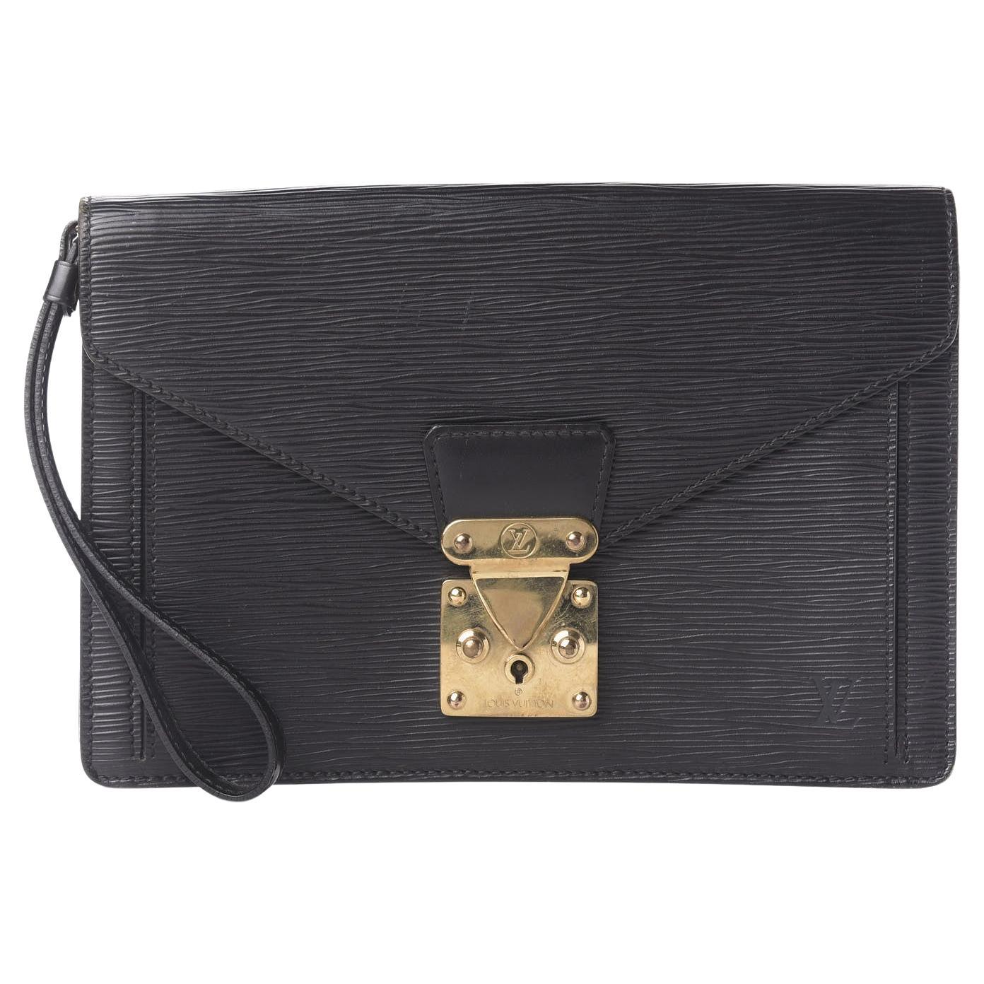 Louis Vuitton Sellier Dragonne Clutch Bag features black Epi leather For  Sale at 1stDibs