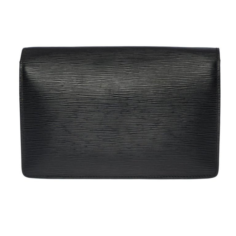 Louis Vuitton Sellier Men's pouch in black épi leather GHW at 1stDibs