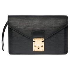 Louis Vuitton Sellier Men’s pouch in black épi leather GHW