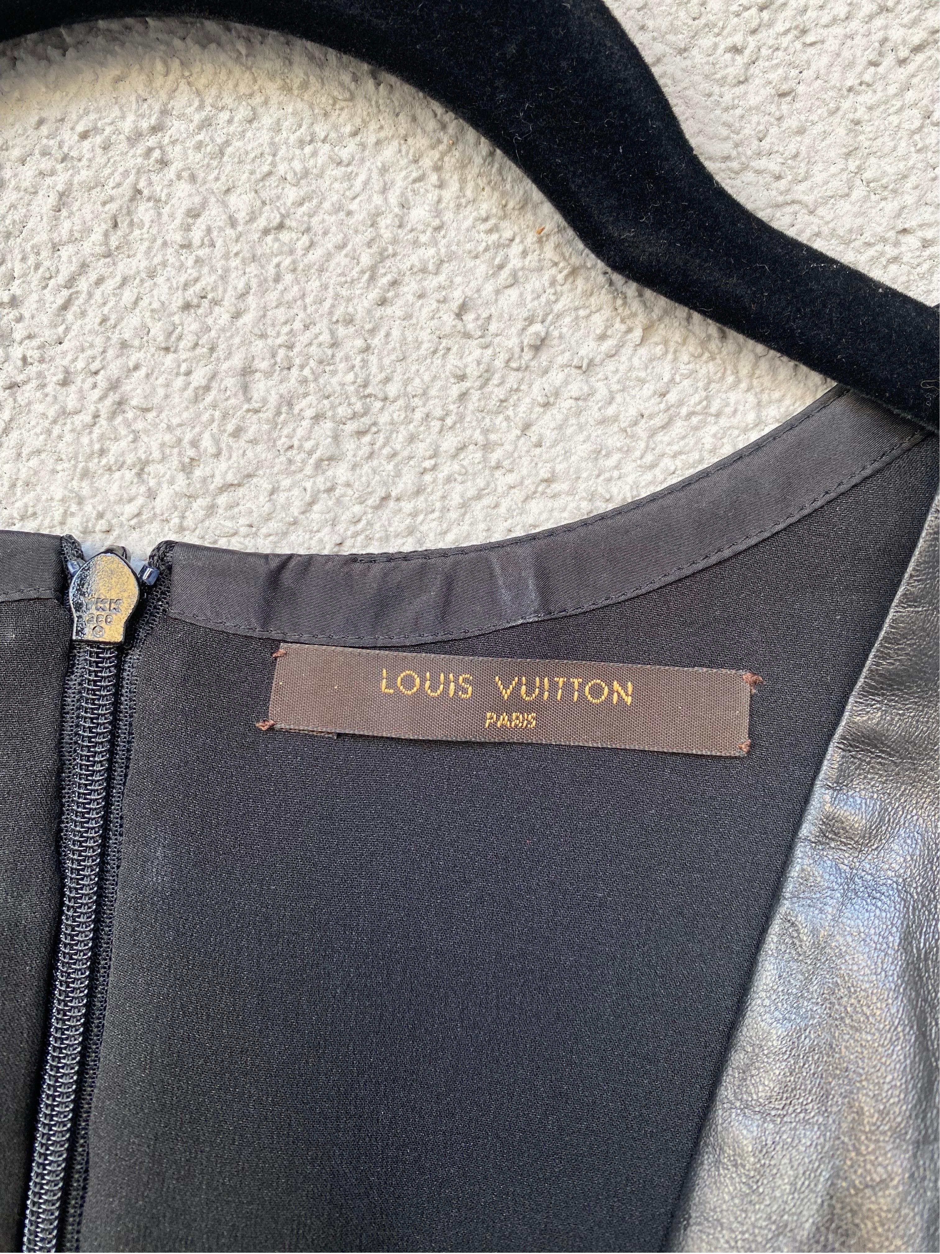 Louis Vuitton mini robe à rayures et sequins Unisexe en vente