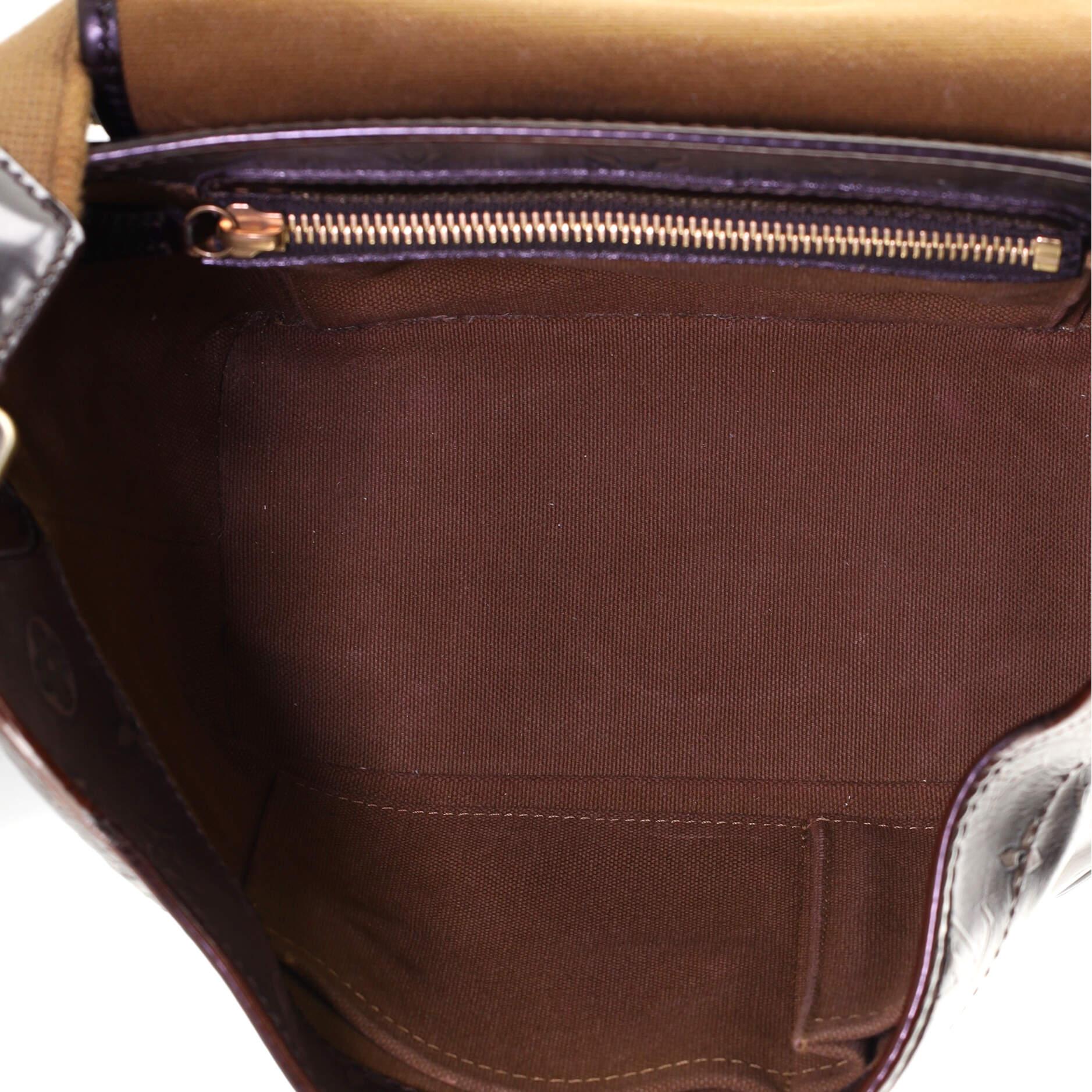 Die Sergeant-Handtasche von Louis Vuitton in limitierter Auflage aus Leder mit Monogramm PM für Damen oder Herren