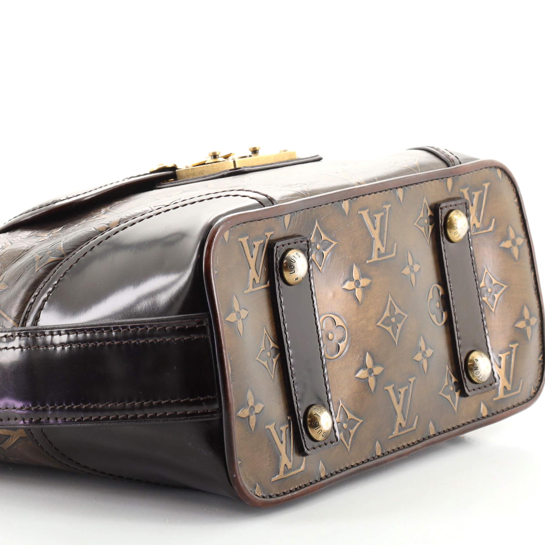 Die Sergeant-Handtasche von Louis Vuitton in limitierter Auflage aus Leder mit Monogramm PM 1
