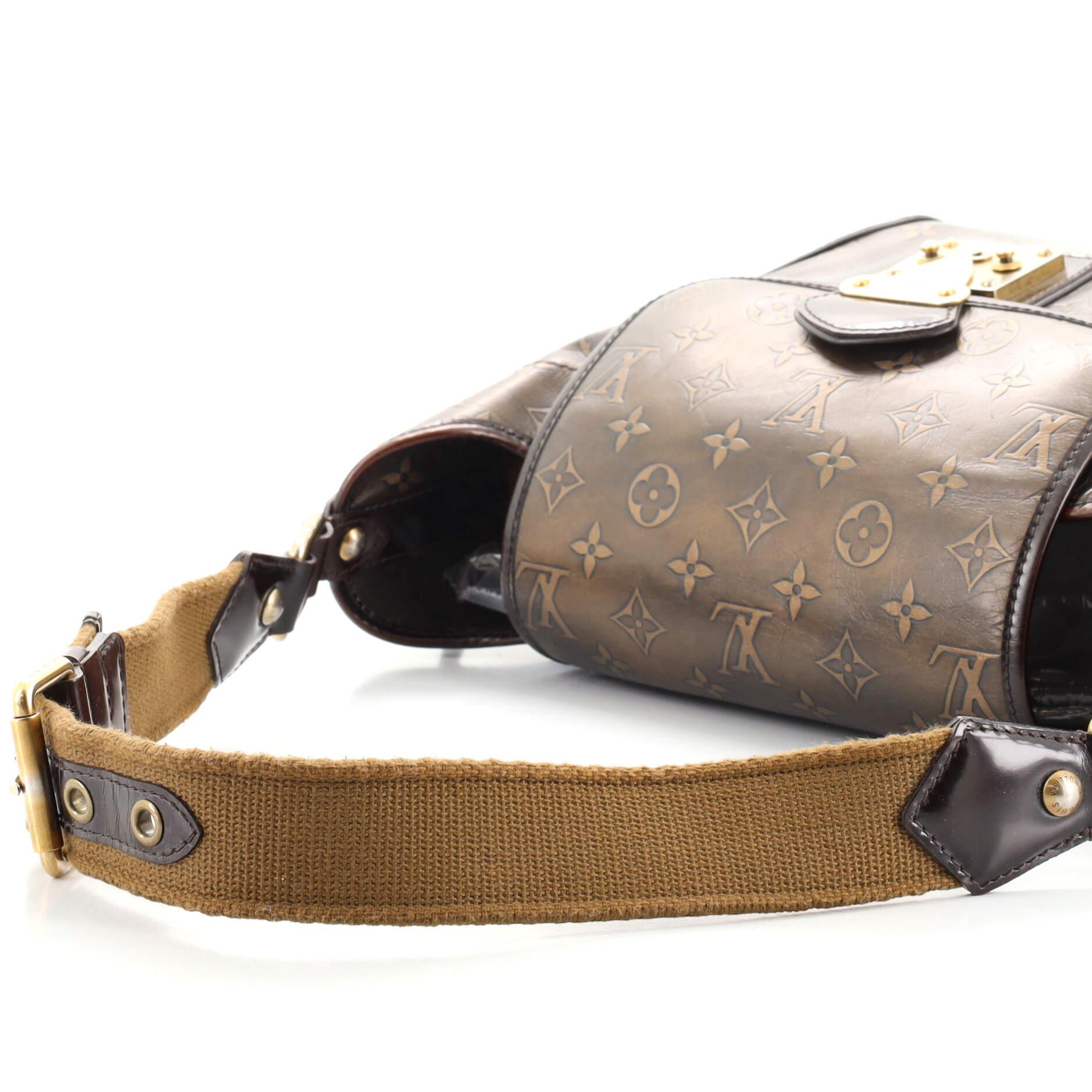 Die Sergeant-Handtasche von Louis Vuitton in limitierter Auflage aus Leder mit Monogramm PM 2