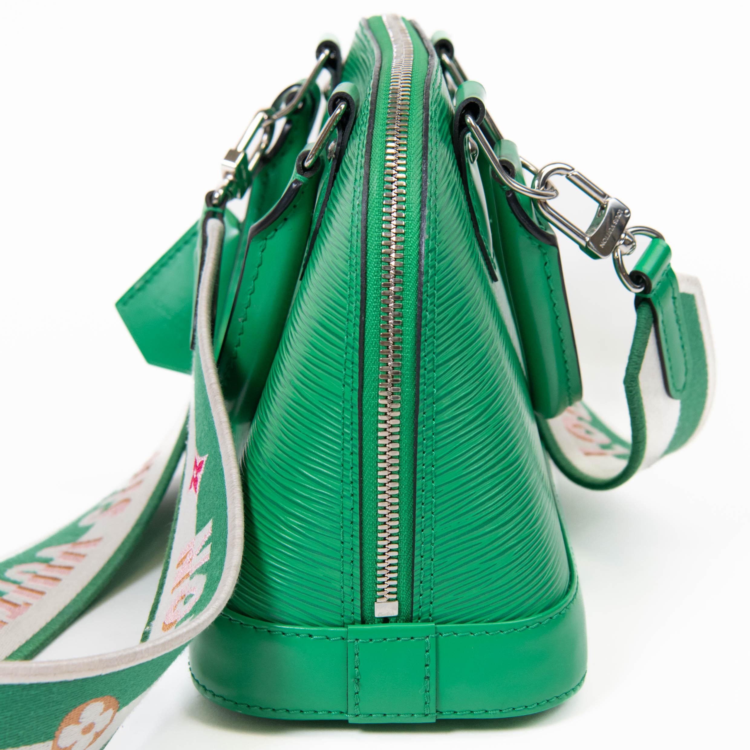 Louis Vuitton Serpentinengrün Epi Leder Jacquard Alma BB Umhängetasche aus Leder für Damen oder Herren