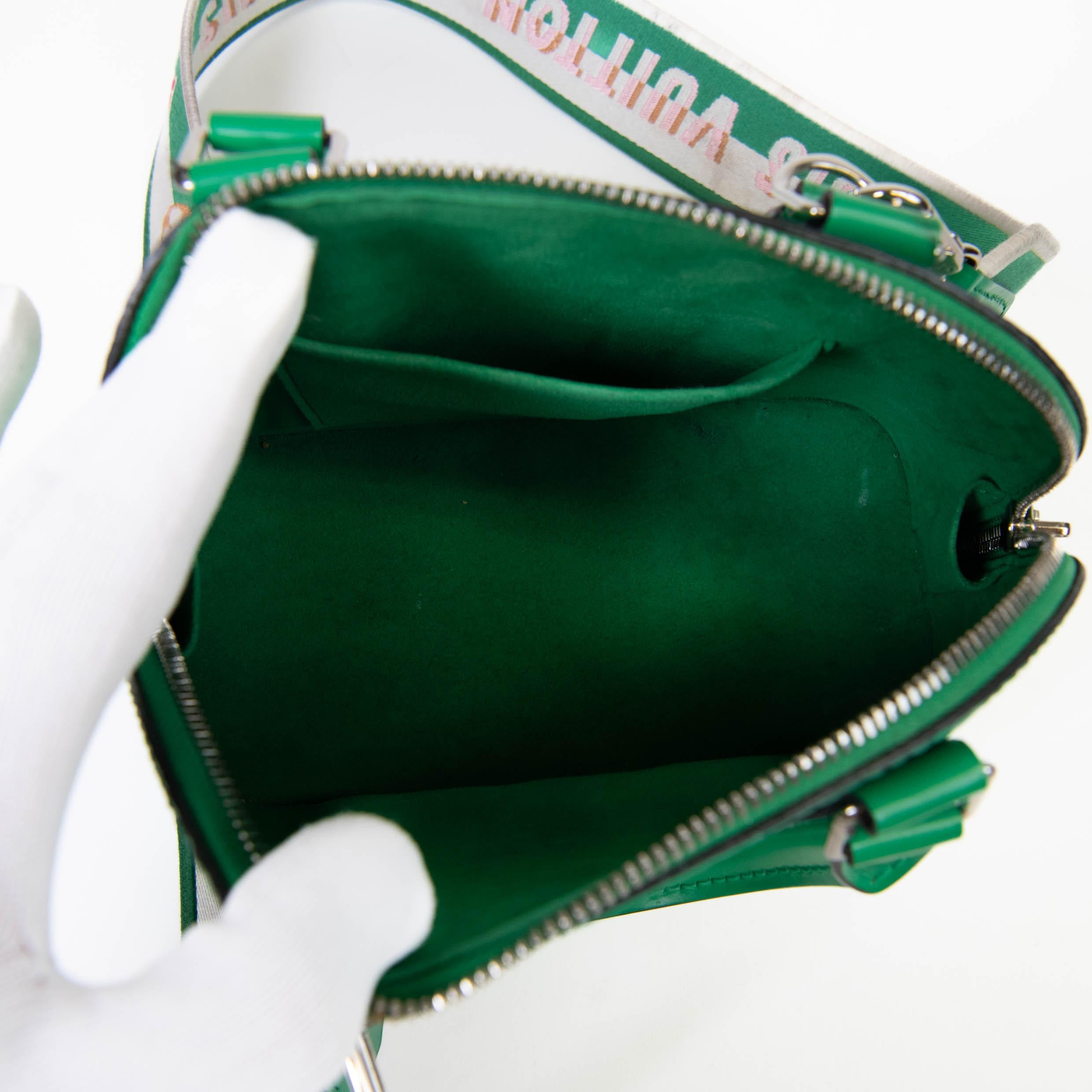 Louis Vuitton Serpentinengrün Epi Leder Jacquard Alma BB Umhängetasche aus Leder 3