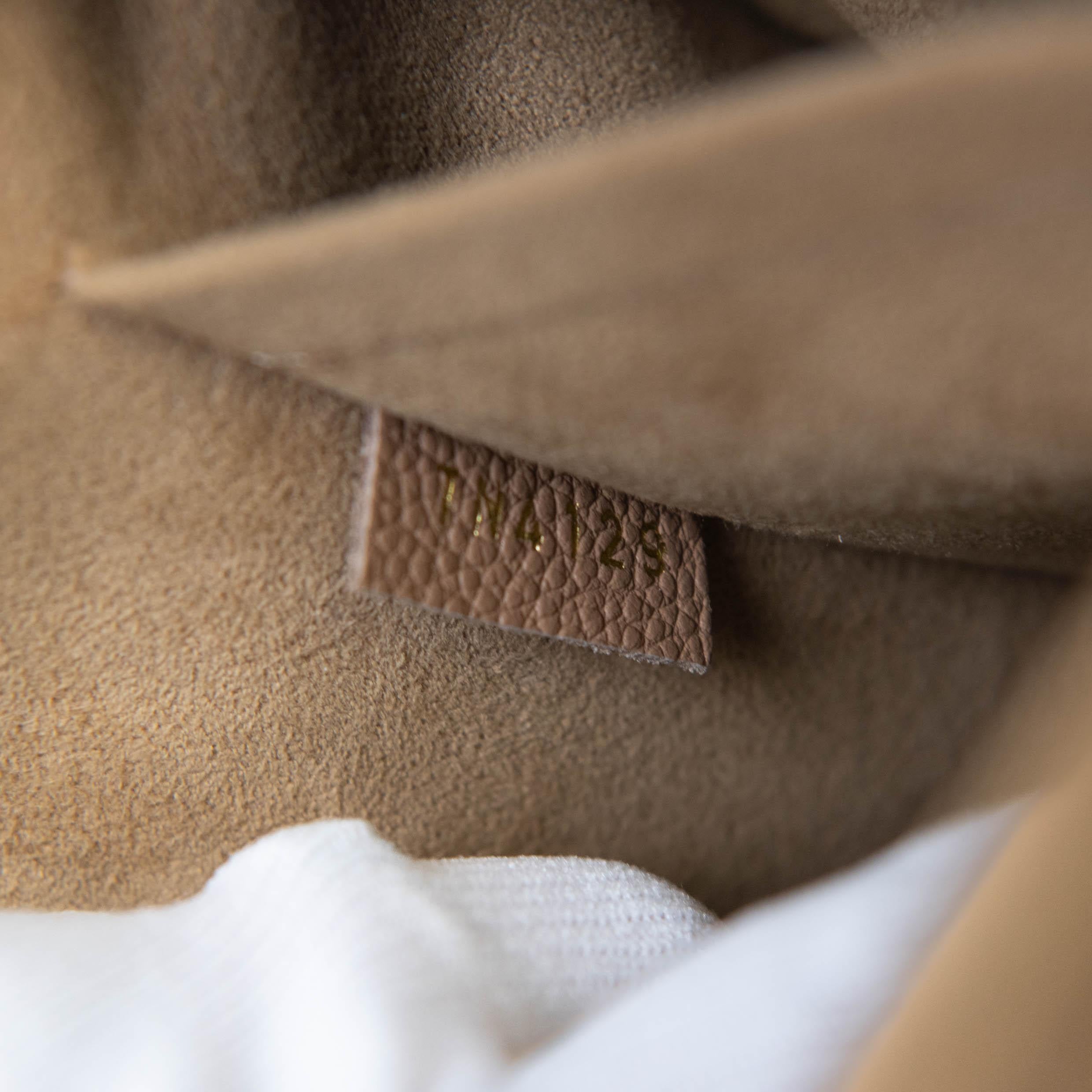 Louis Vuitton Sesame Brown Monogram Canvas Daily Pouch 3