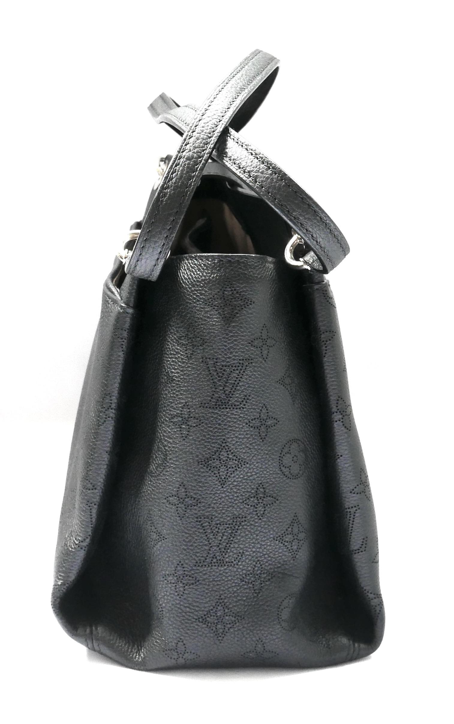 Louis Vuitton Sevres Mahina Noir Bag Black In New Condition For Sale In London, GB