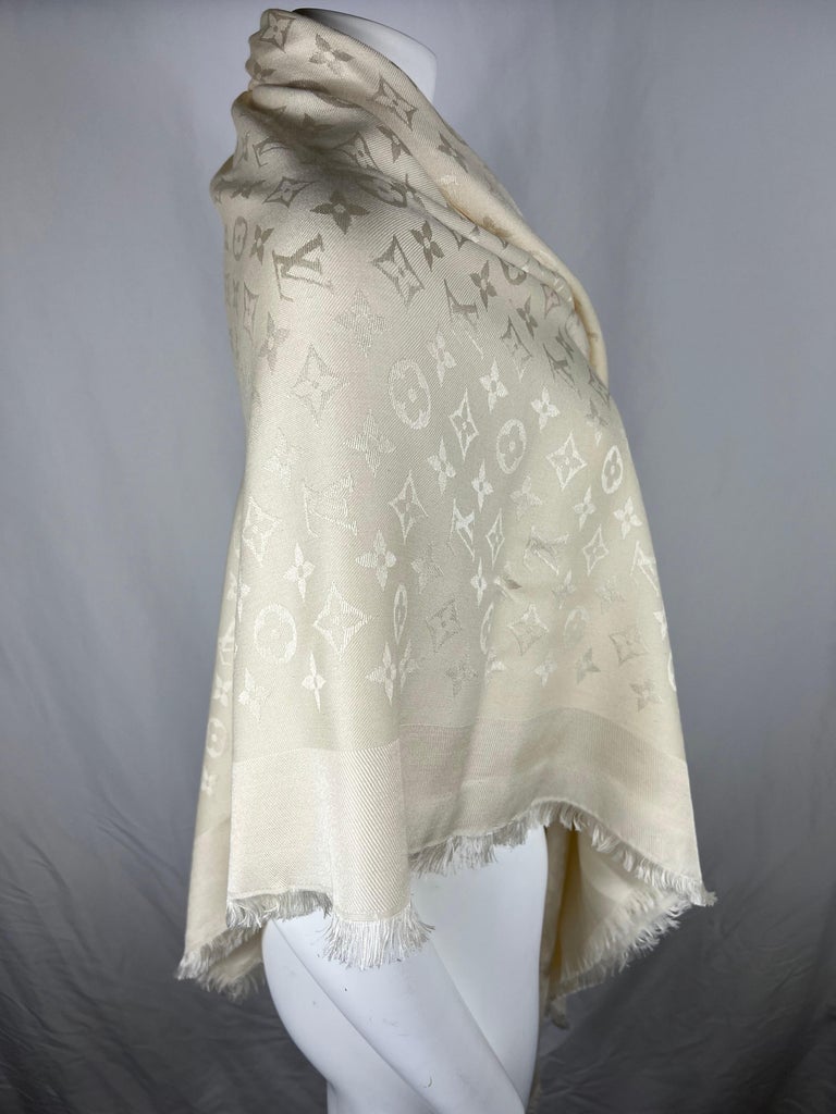Women's or Men's Louis Vuitton Shawl Scarf White with Monogram For Sale