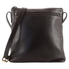  Louis Vuitton Shawnee Pochette Utah Leather