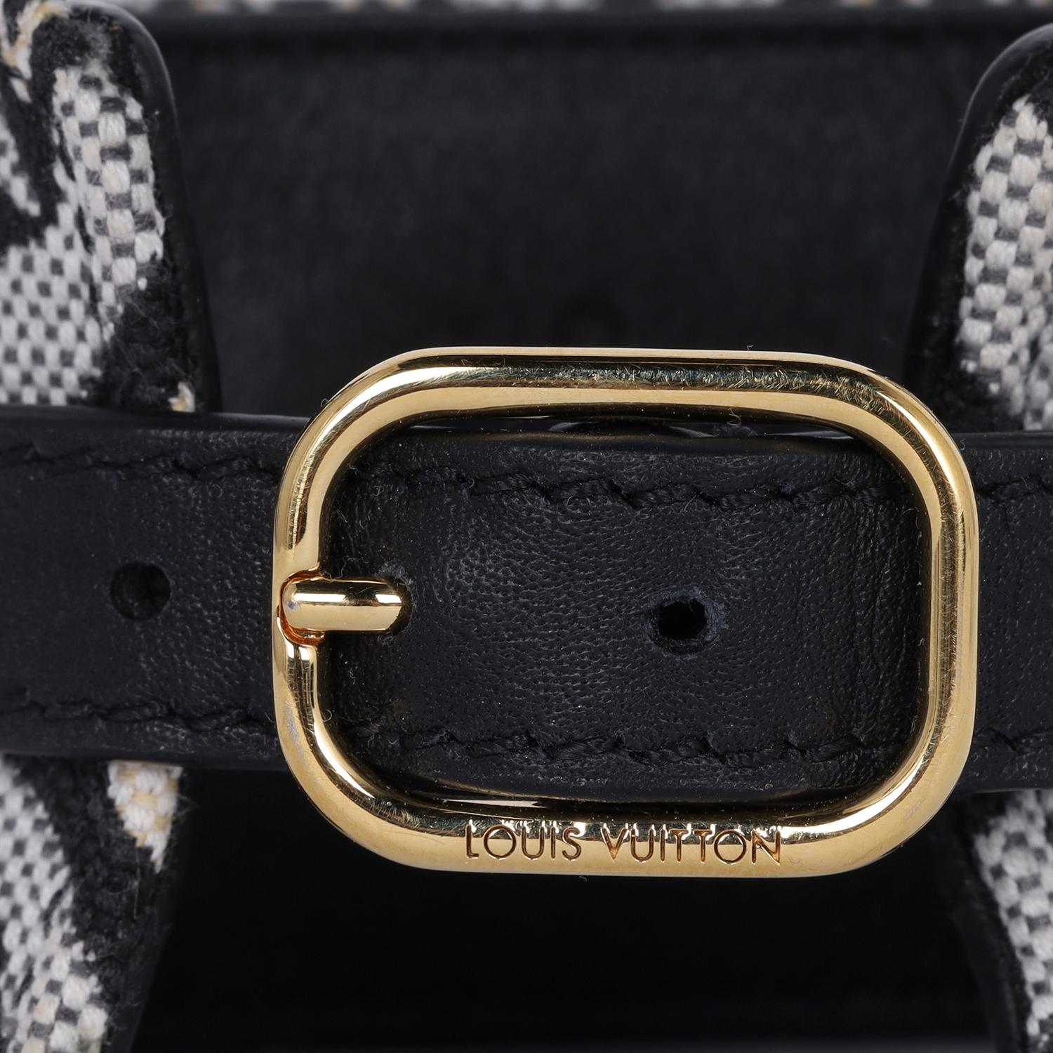 Louis Vuitton So Louise 1854 Bracelet Blue For Sale 1
