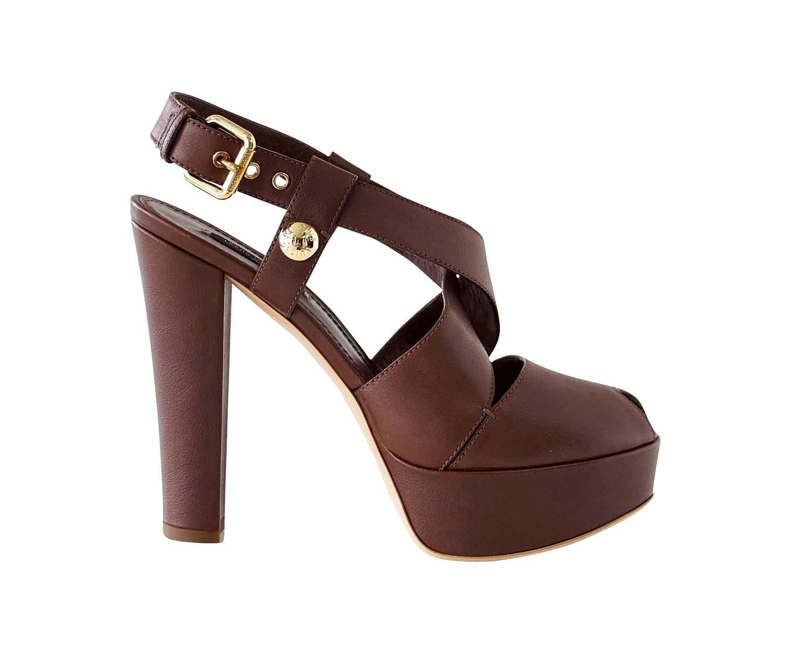 Louis Vuitton Shoe Bold Strap Peeptoe Platform  39 / 9  New In New Condition For Sale In Miami, FL