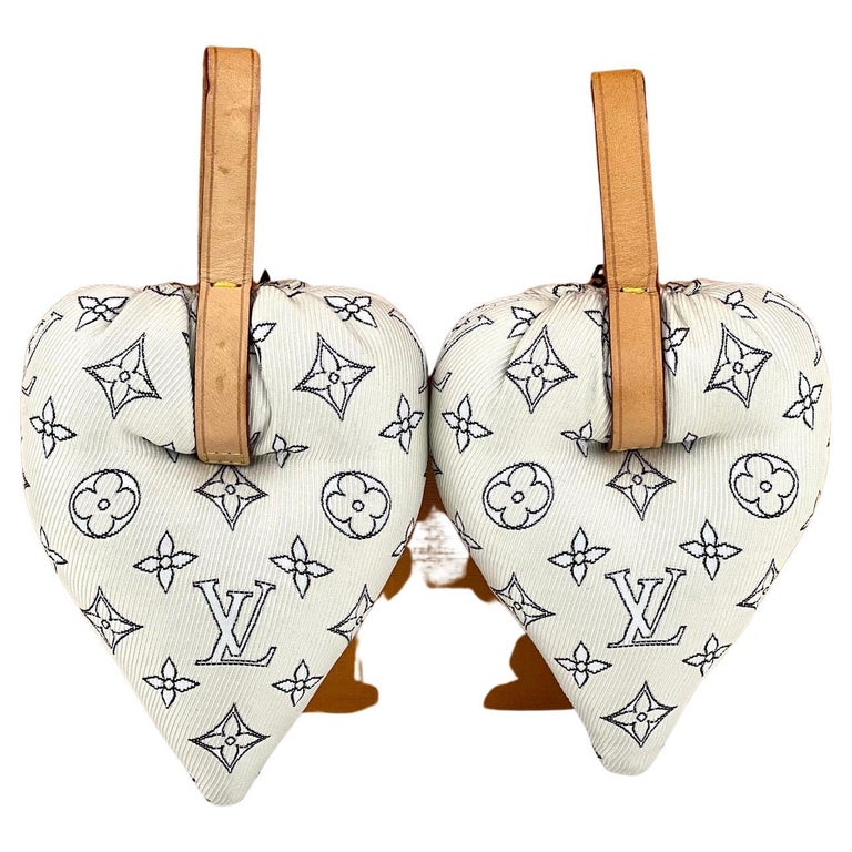 LOUIS VUITTON Shoe Inserts LV Travel Wardrobe Accessory Shoe Horns For Sale  at 1stDibs