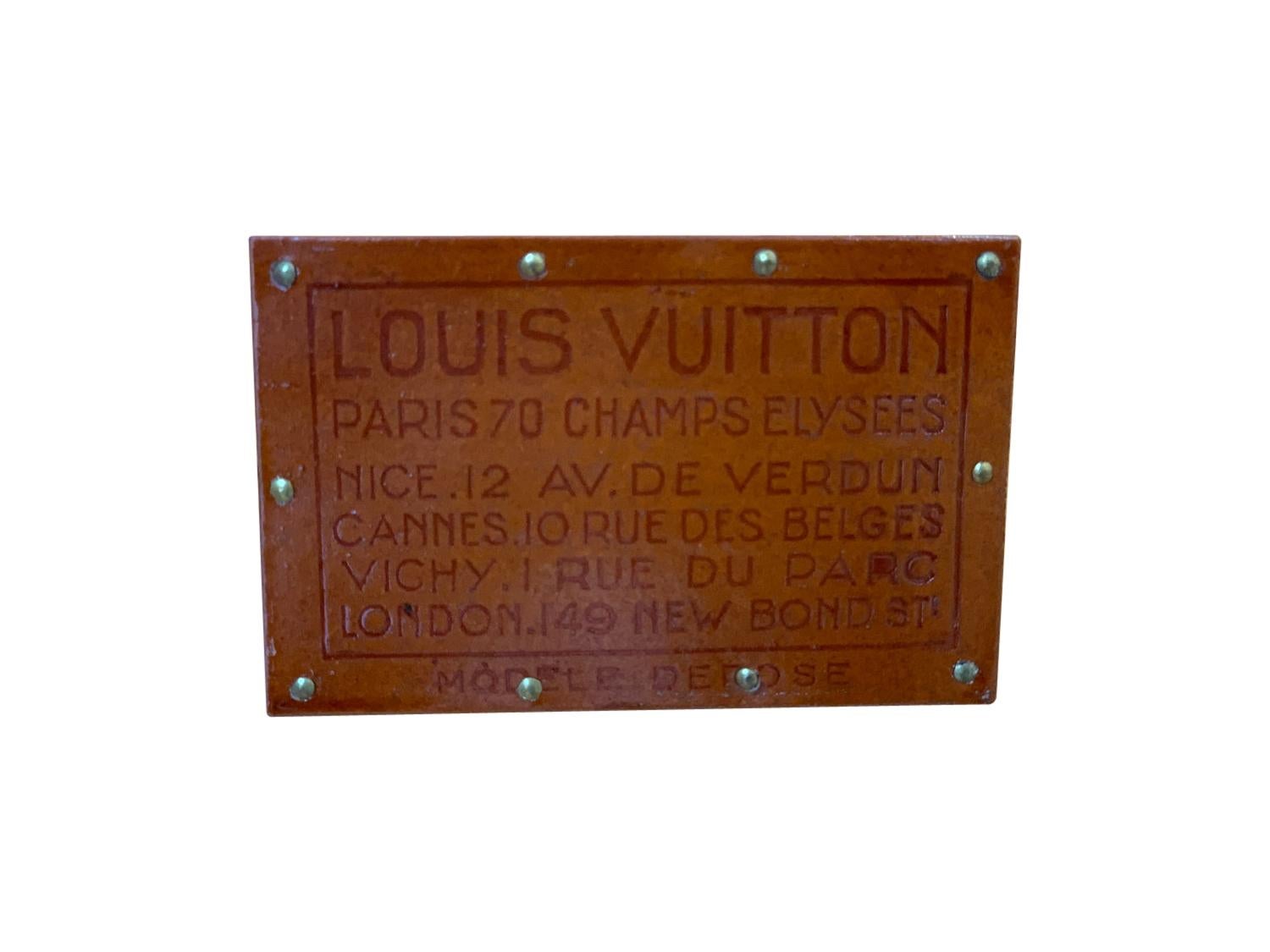 Early 20th Century Louis Vuitton Shoe Trunk, circa 1925 For Sale