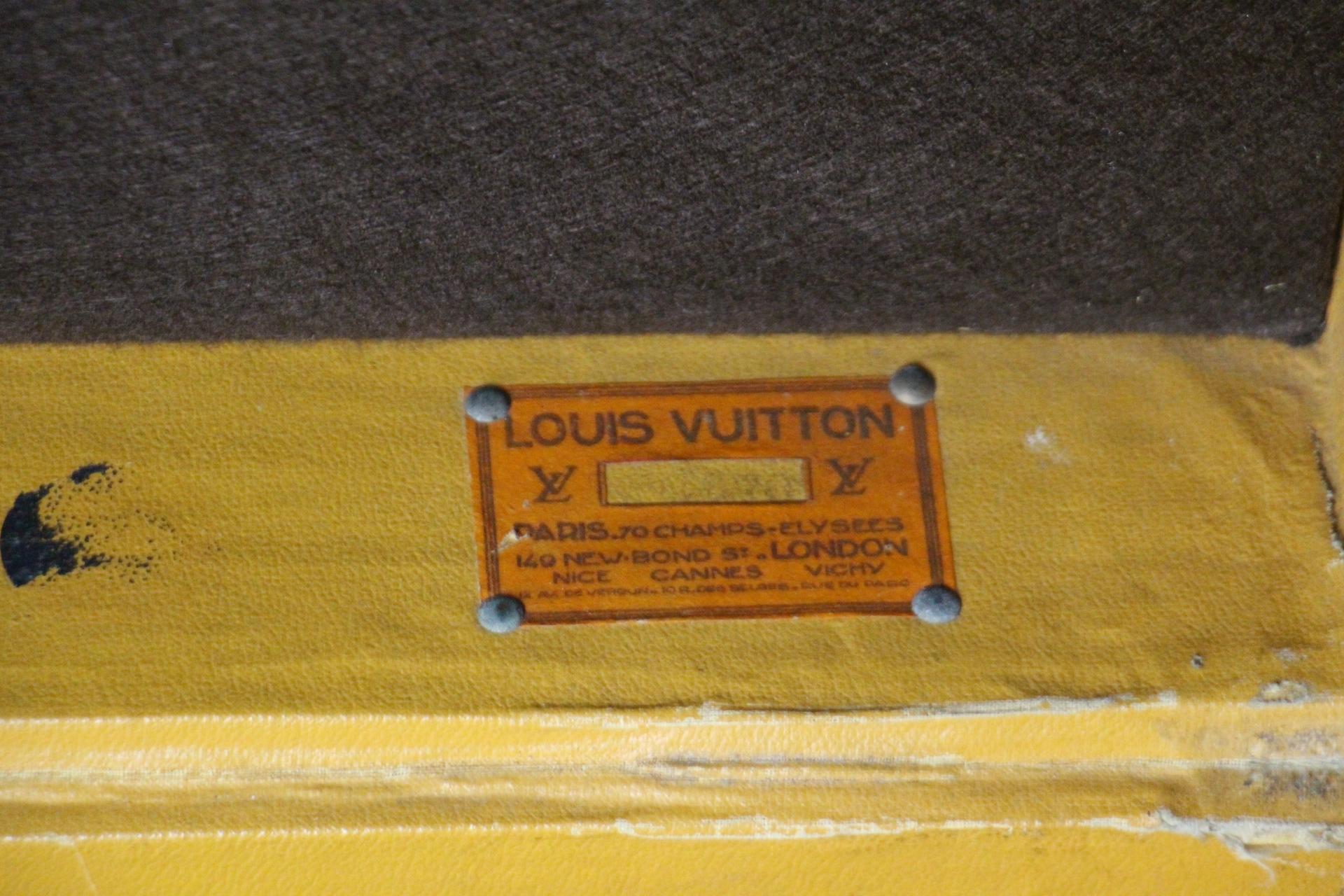 Louis Vuitton Shoe Trunk, 90 cm Louis Vuitton Trunk, Louis Vuitton Steamer Trunk For Sale 9