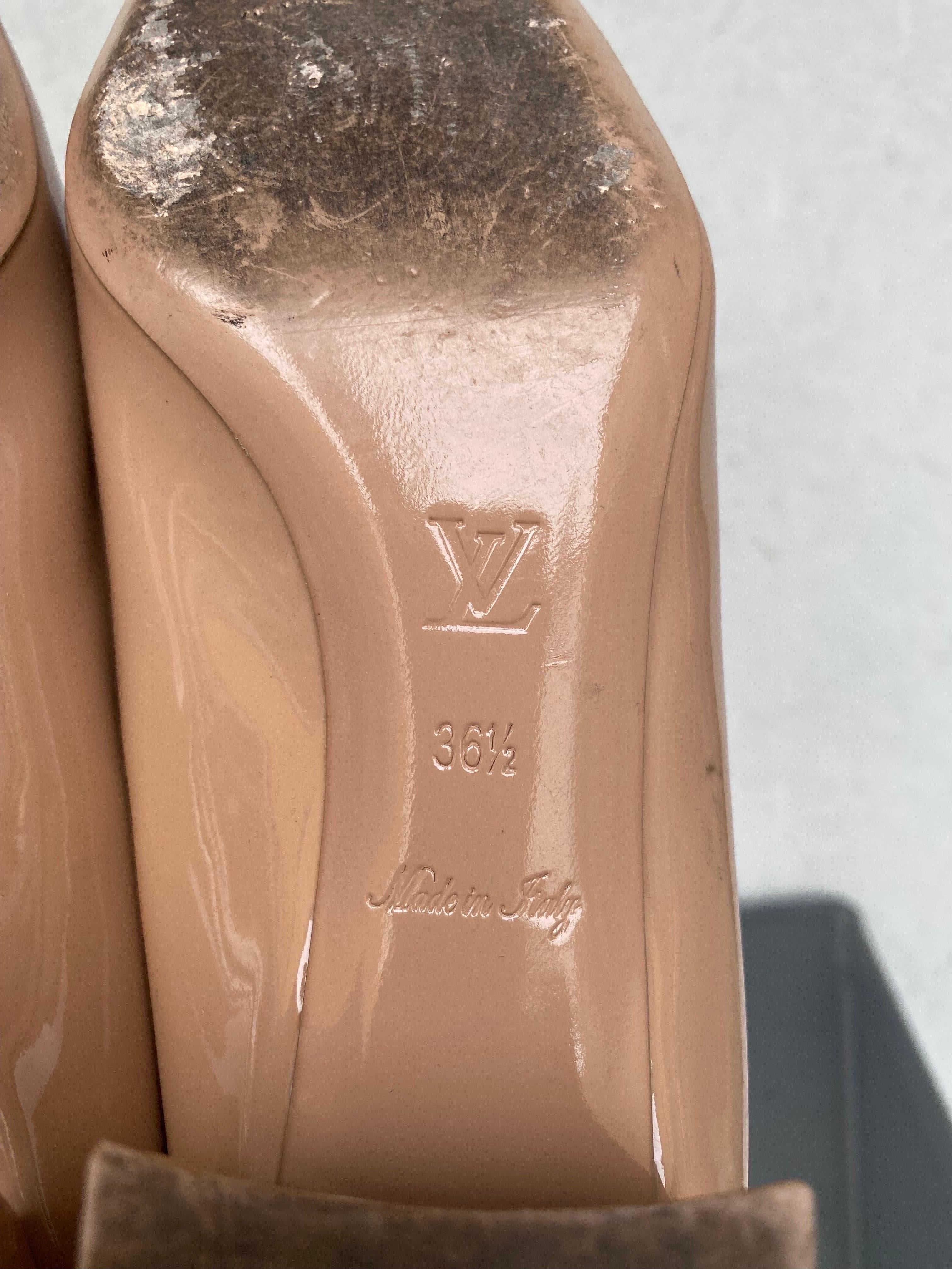 Louis Vuitton shoes nude Medeleine Square Pumps In Good Condition In Carnate, IT