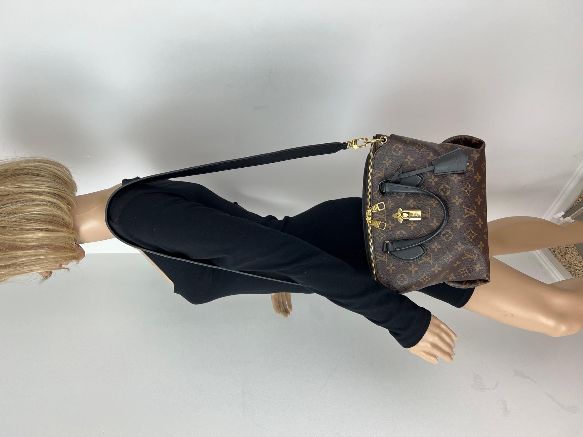 Louis Vuitton Shoulder Bag Flower Zippered PM Noir Black Leather Handbag  9
