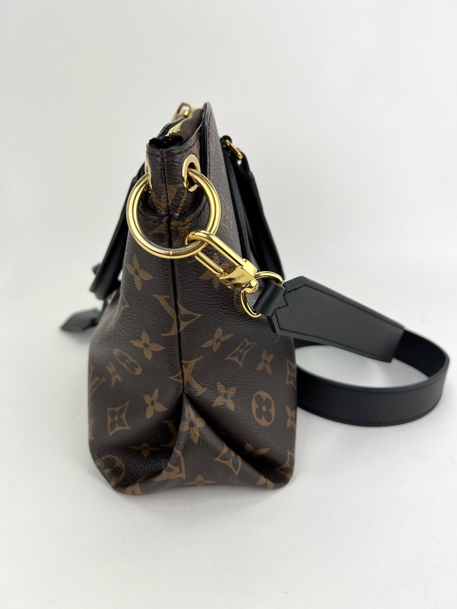 Louis Vuitton Shoulder Bag Flower Zippered PM Noir Black Leather Handbag  2
