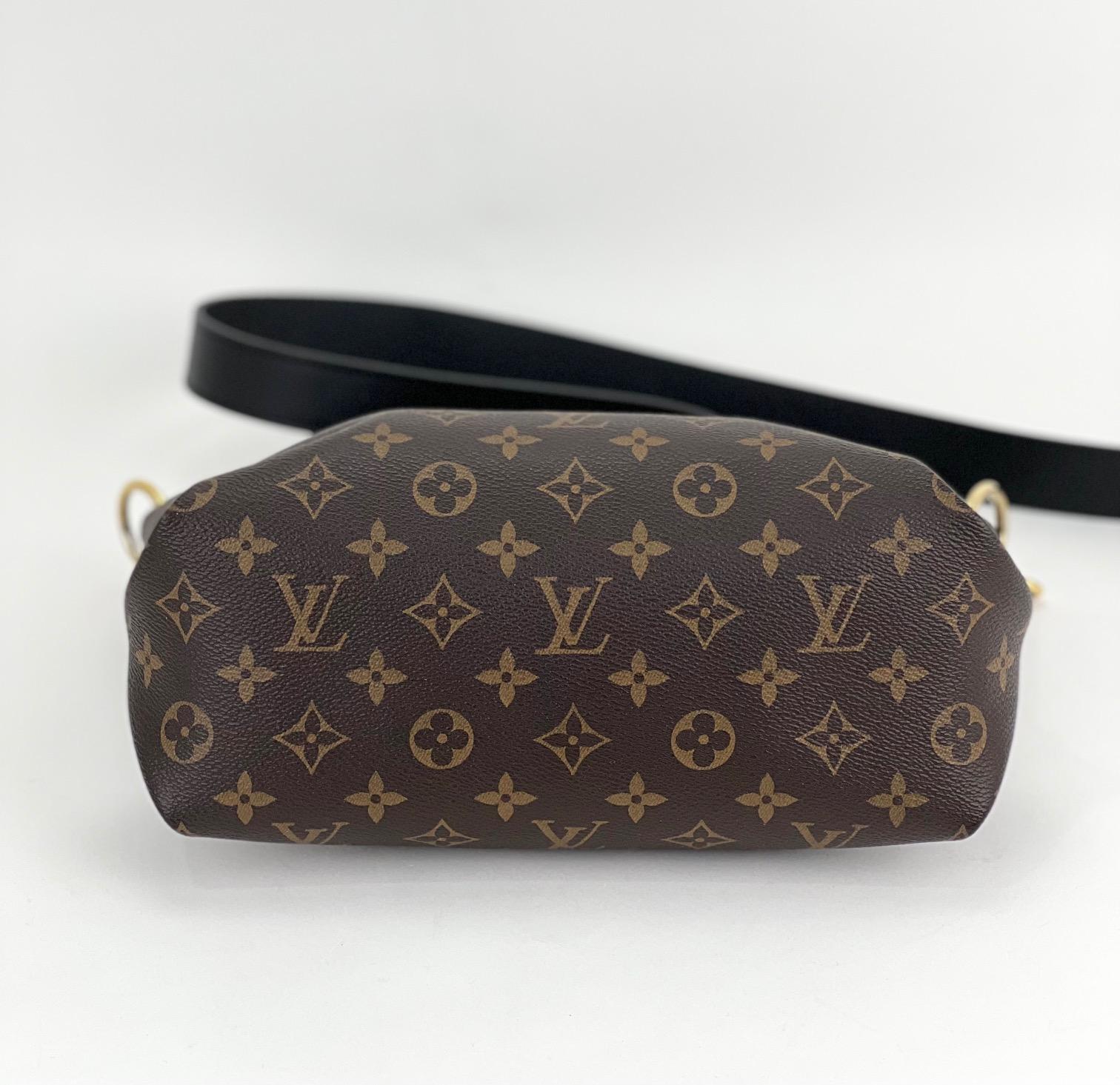 Louis Vuitton Shoulder Bag Flower Zippered PM Noir Black Leather Handbag  3