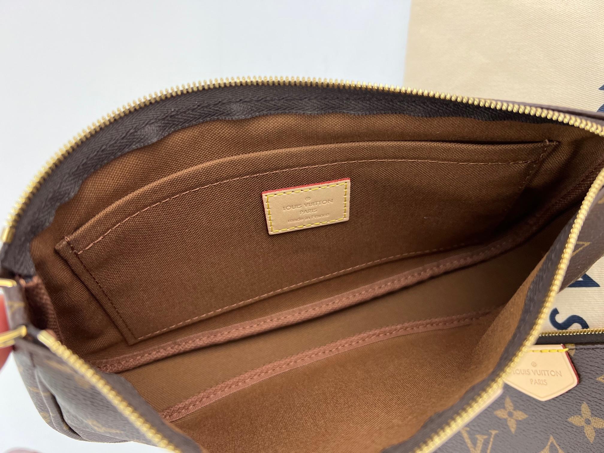 Louis Vuitton Shoulder Bag Multi Pochette Accessoires Monogram Canvas Brown 2