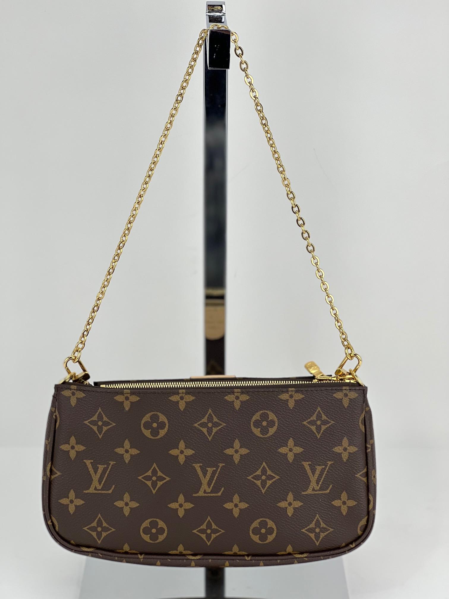 Sold at Auction: Louis Vuitton, Louis Vuitton Multi Pochette Accessoires Monogram  Canvas Crossbody w/ Pink Strap