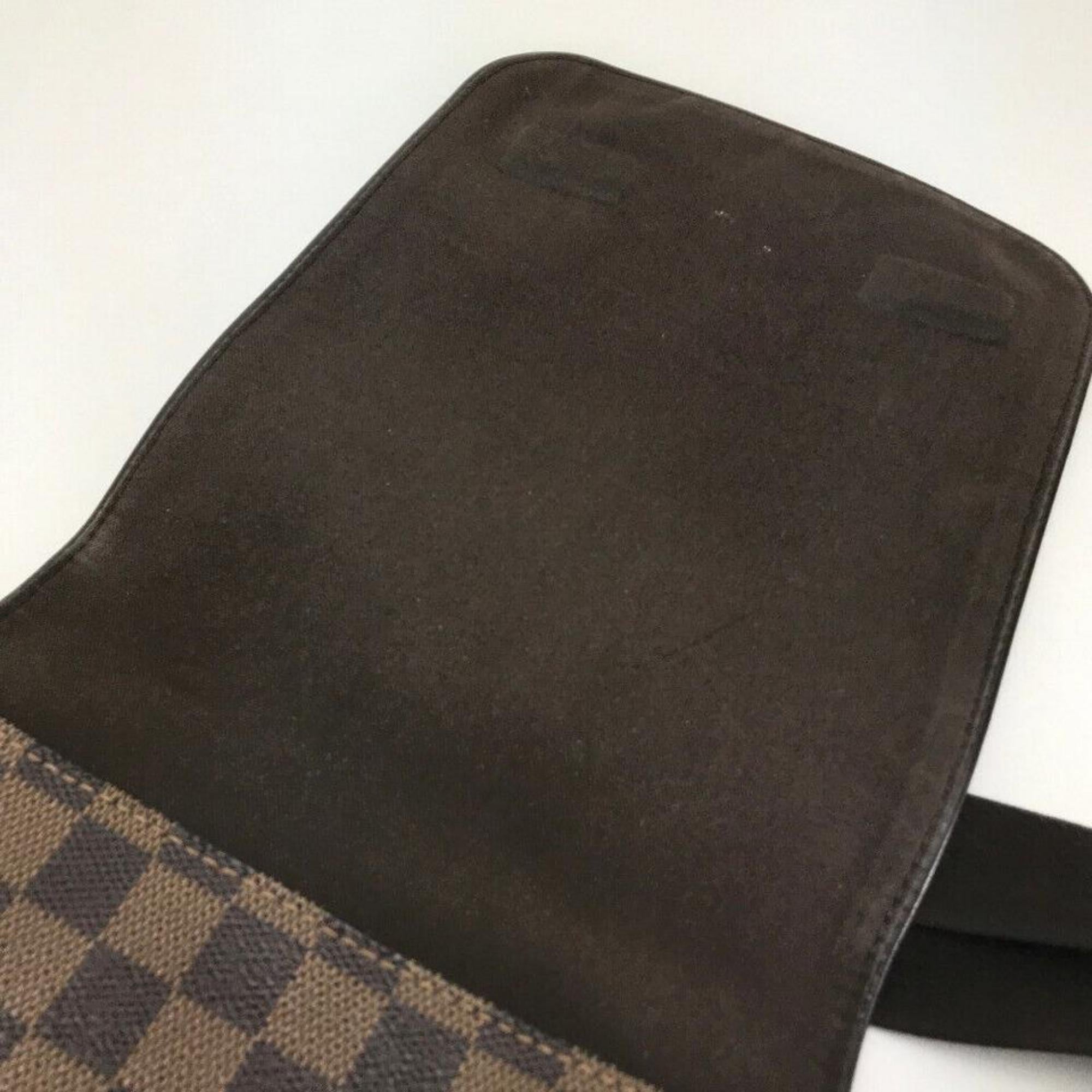 Louis Vuitton Shoulder Brooklyn Pm 870442 Brown Canvas Cross Body Bag In Good Condition For Sale In Forest Hills, NY