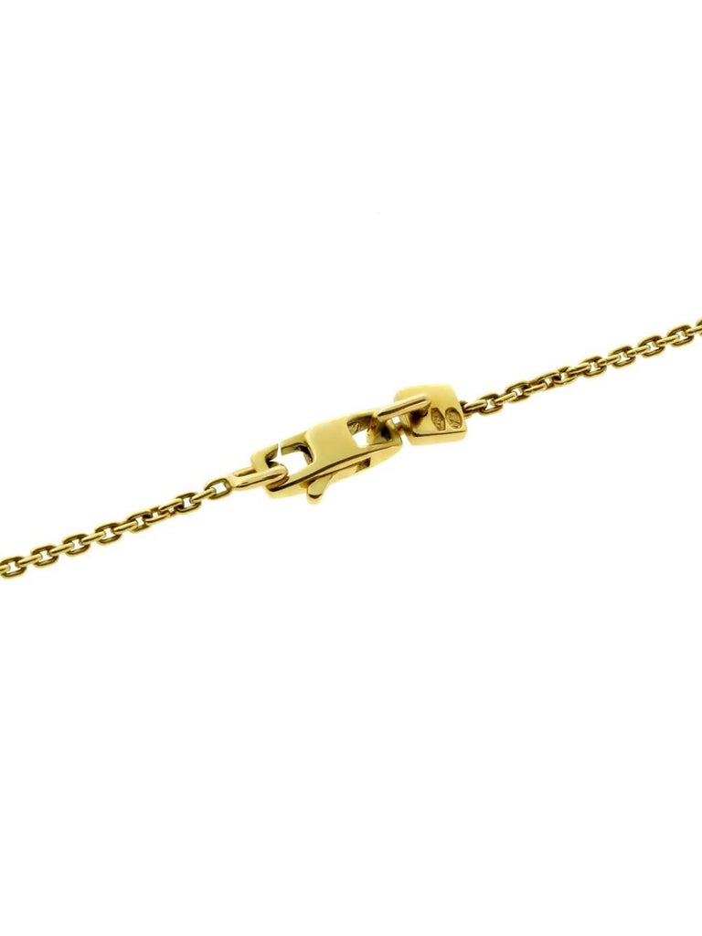 Sold at Auction: Louis Vuitton Solid 18K Yellow Gold 7mm Wide Berg Chain  Ring (Retired Piece)