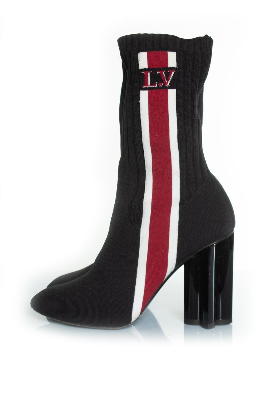 Louis Vuitton, Silhouette black fabric boots For Sale 3