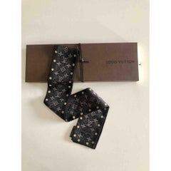 Louis Vuitton Silk Choker Scarf in Black