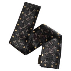 Louis Vuitton Black Reversible Monogram Eclipse Packable Scarf 4LU0224 For  Sale at 1stDibs