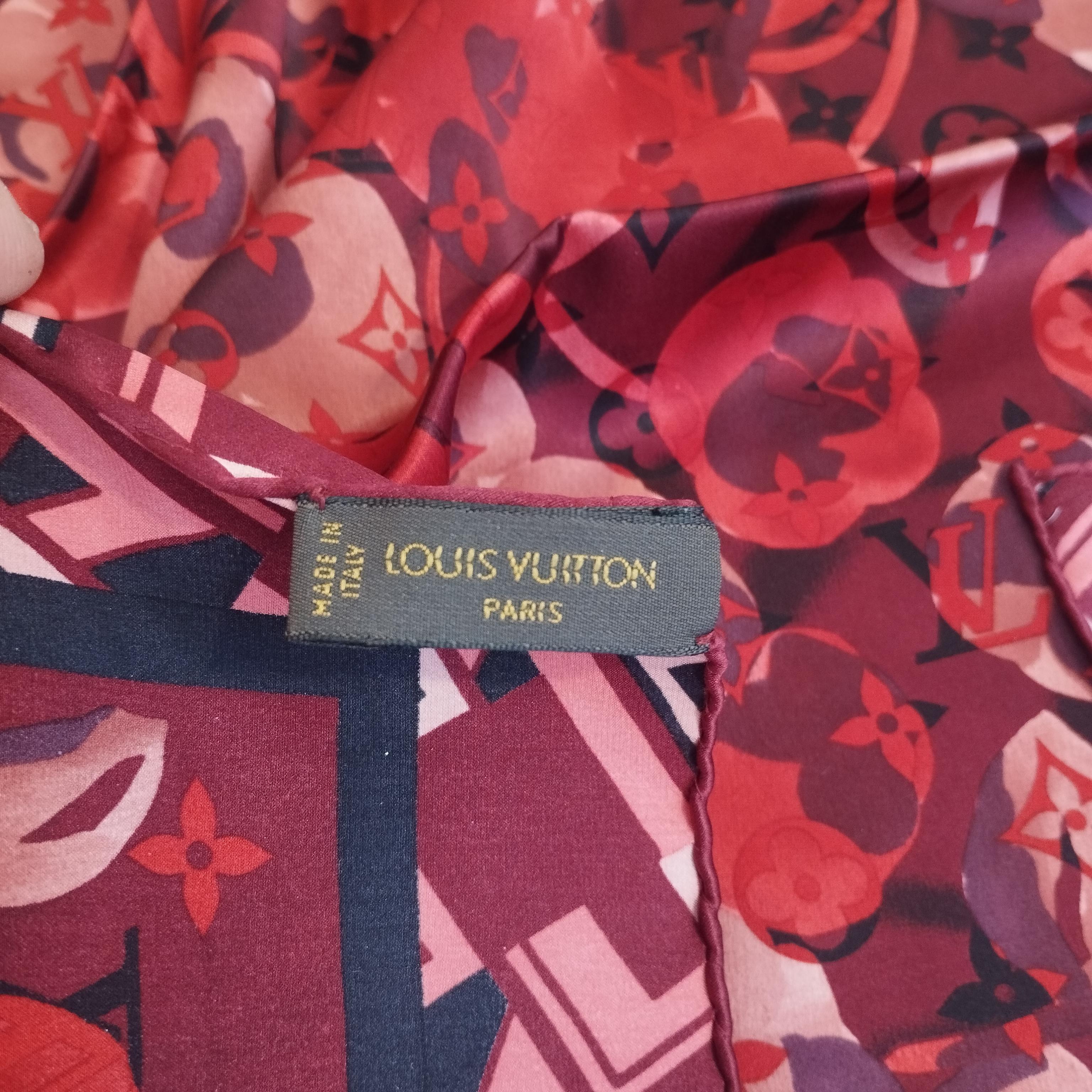 Louis Vuitton Silk Foulard For Sale 1