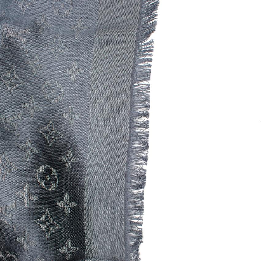 Louis Vuitton Silk & Wool Monogram Shine Shawl  In New Condition In London, GB