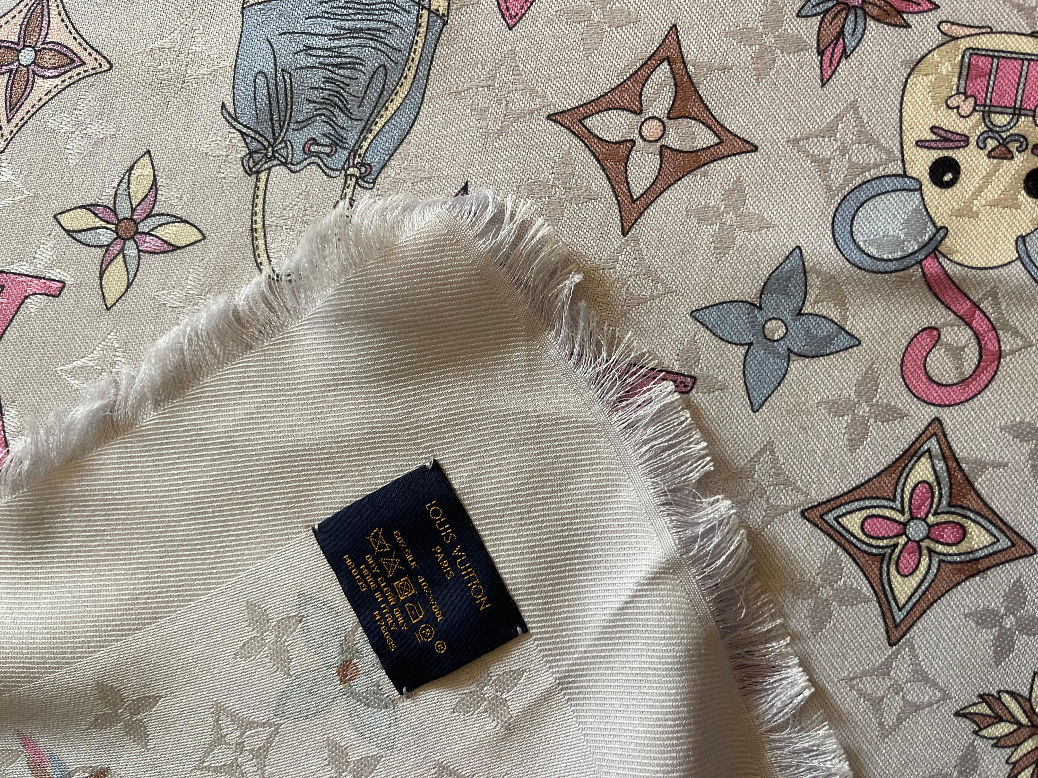 Louis Vuitton Seide & Wolle Schal Multicolor Monogram & Taschen im Angebot 9