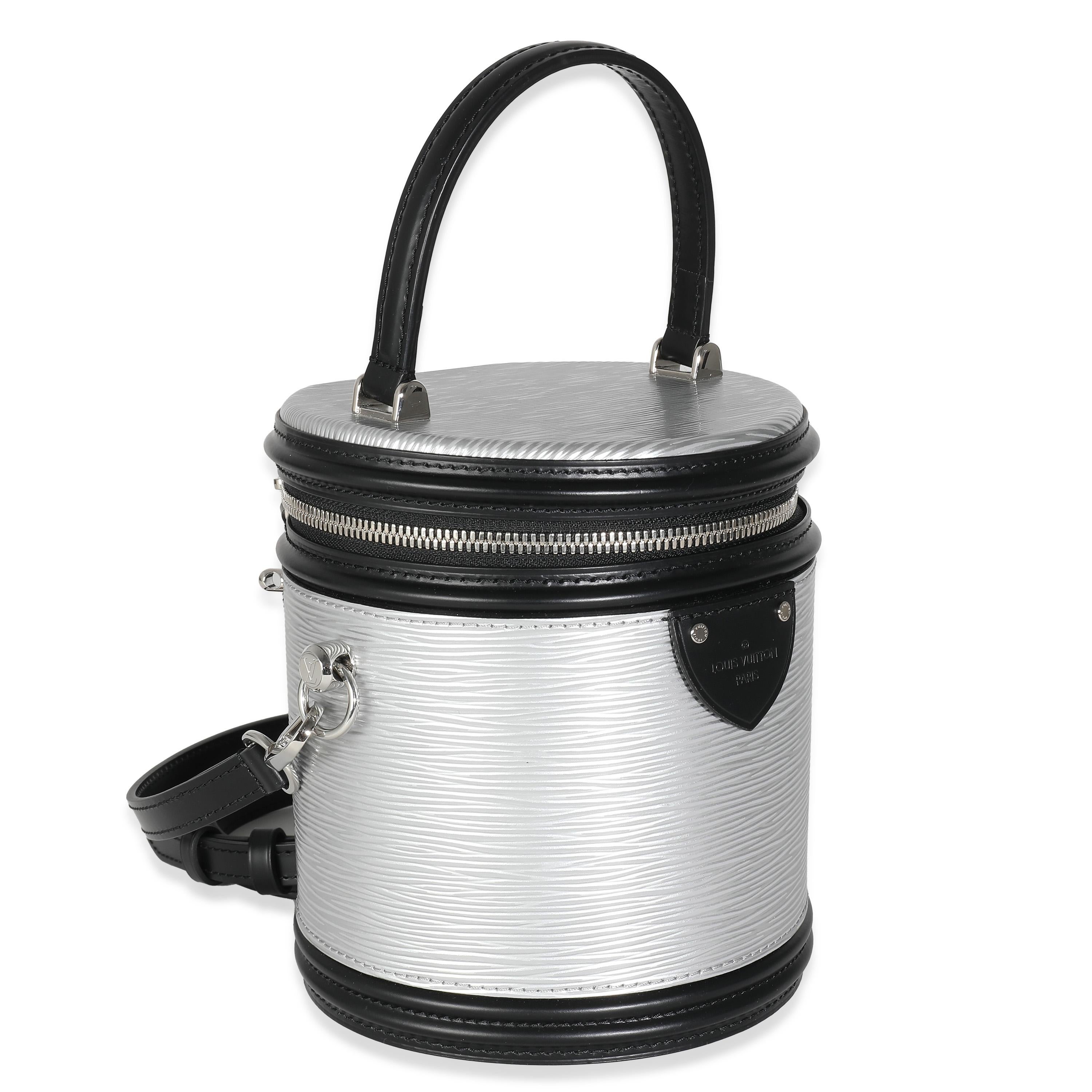 Louis Vuitton Silver Argent Epi Cannes In Excellent Condition For Sale In New York, NY