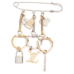 Louis Vuitton Brooches - 6 For Sale at 1stDibs