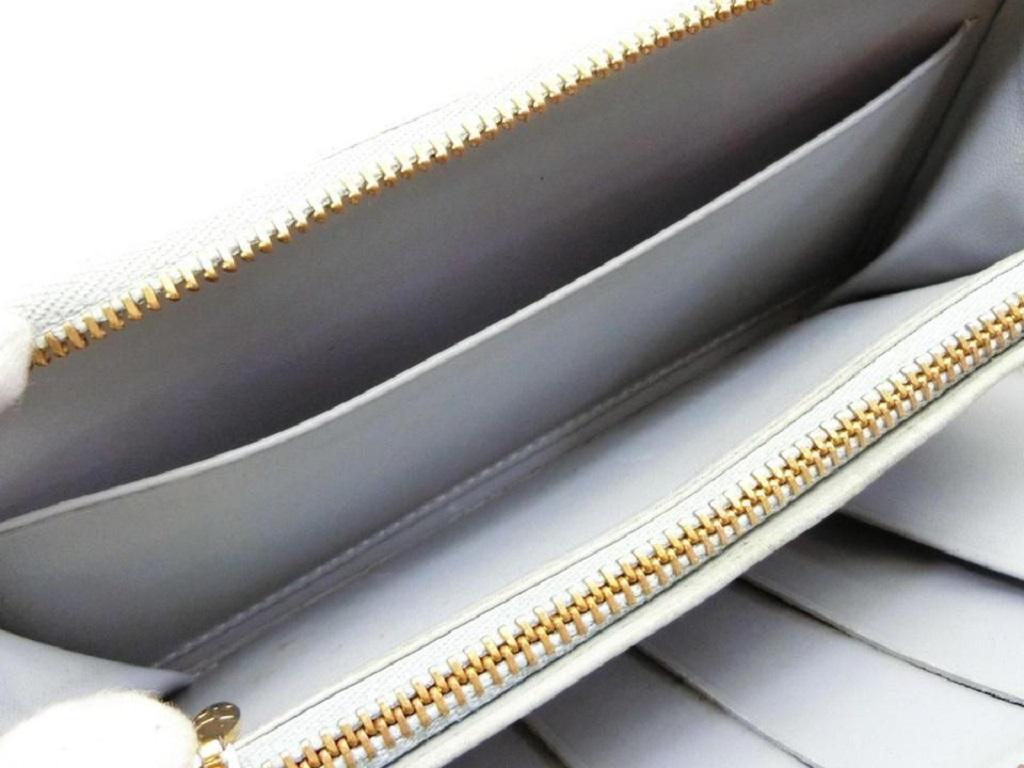 Silber-Grün Monogramm Vernis Zippy Organizer Brieftasche Reißverschluss um 234 von Louis Vuitton (Beige) im Angebot